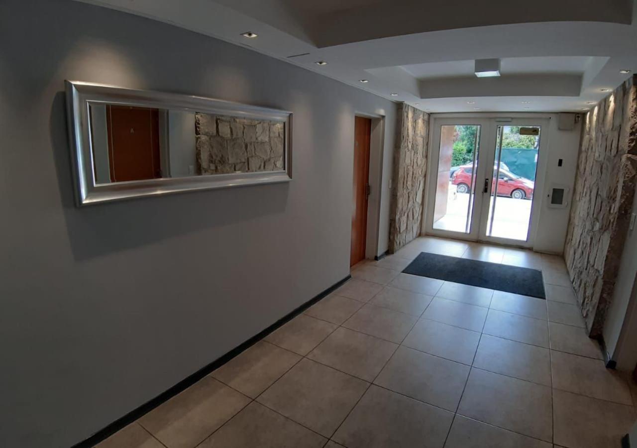 Apartmán Departamento En El Centro De Bariloche Bb Exteriér fotografie